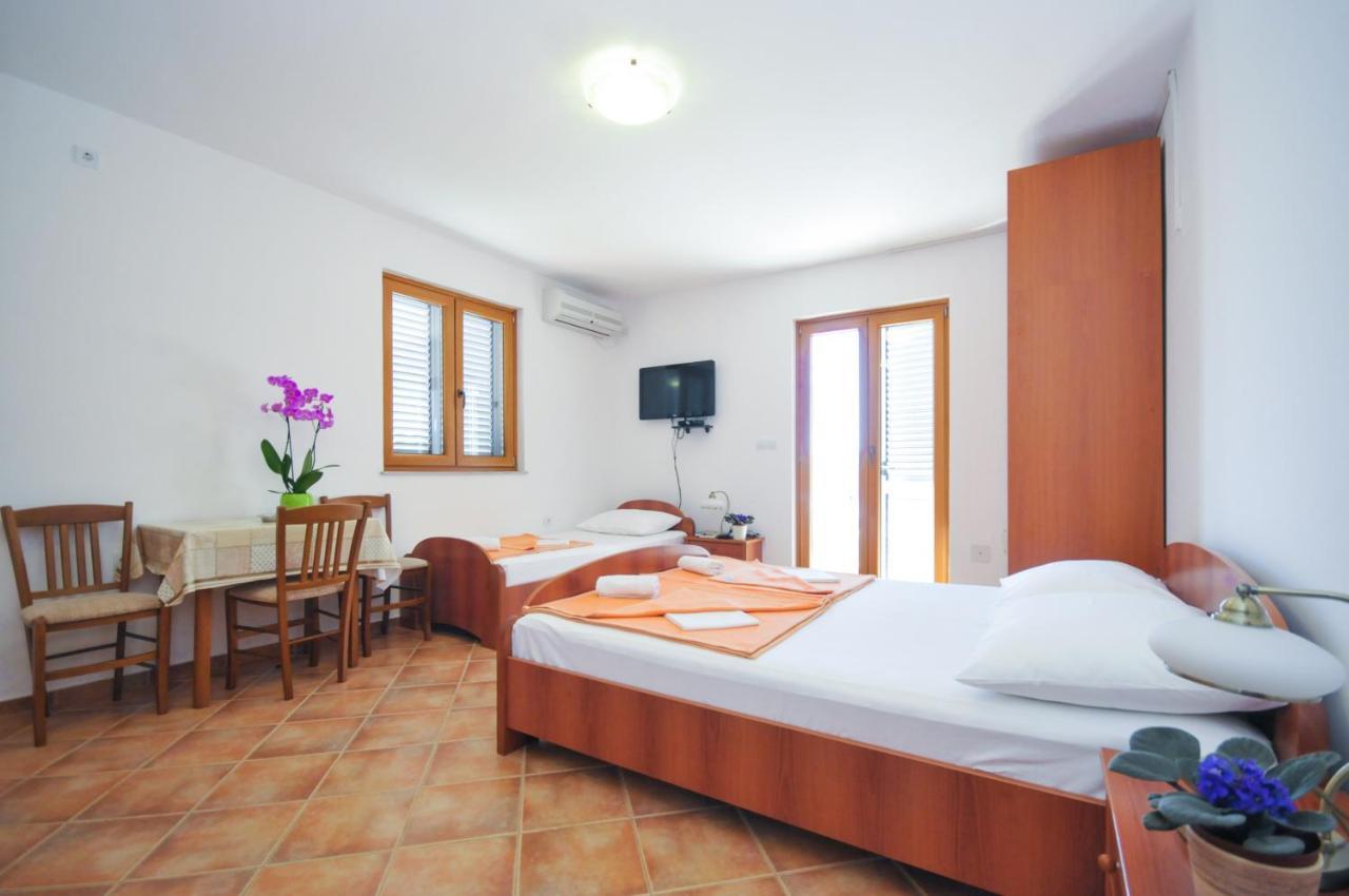 Tilia Apartments Budva Exteriör bild