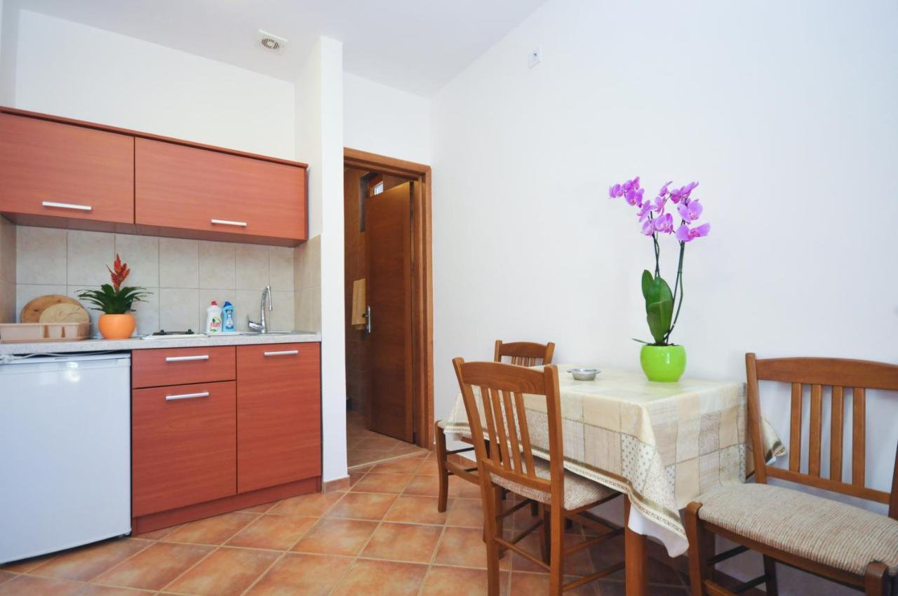 Tilia Apartments Budva Exteriör bild
