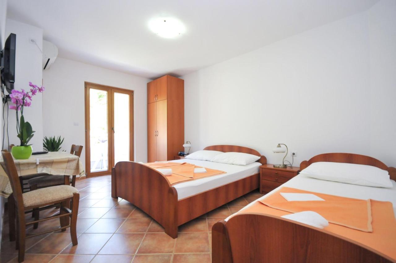 Tilia Apartments Budva Exteriör bild